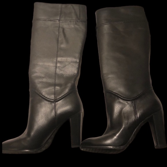 Black leather, classic style, heeled, pull-on, rounded toe boots S 6.5 - Picture 10 of 11